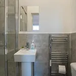 4 Bedrooms-4 Bathrooms House