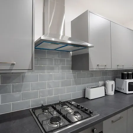 4br-lake District Park Stay-central-free Parking Апартаменты