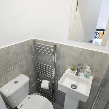 4 Bedrooms-4 Bathrooms House Tatil Evi Barrow-in-Furness