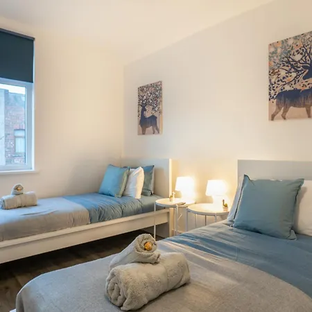 4 Bedrooms-4 Bathrooms House Barrow-in-Furness